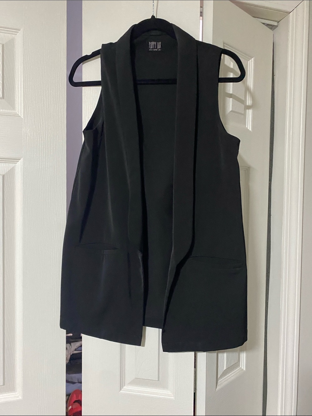 Black Sleeveless Open Front Vest